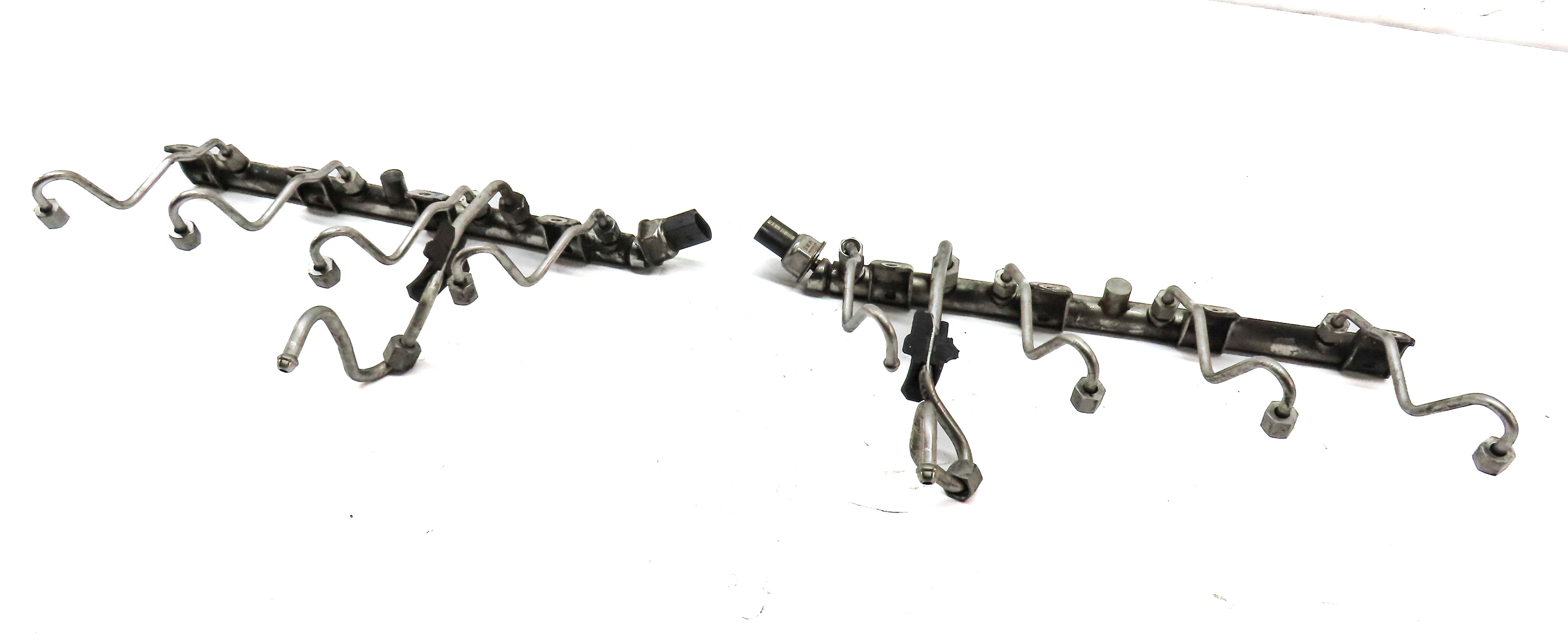 12 BMW X6 M X6M ///M (E71) 4.4L S63 LEFT & RIGHT FUEL RAIL SET w/LINES & SENSORS — exact item pictured